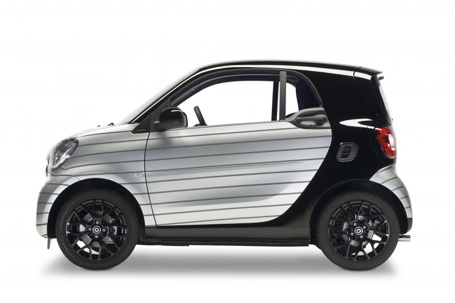  Smart ForTwo Pinstripe by Garage Italia Customs 2016 года  (фото 8 из 8)